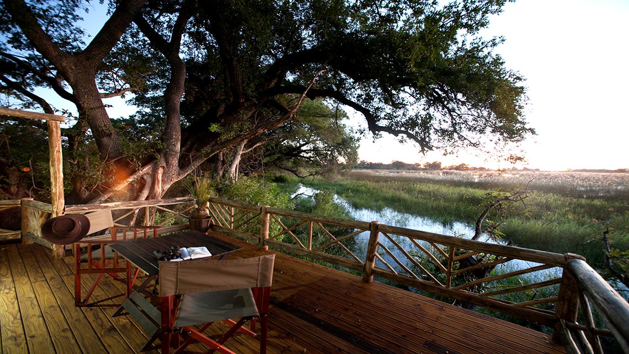 Pom-Pom-Camp-Private-Viewing-Deck---Made-in-Africa-privately-hosted-Botswana-Safari