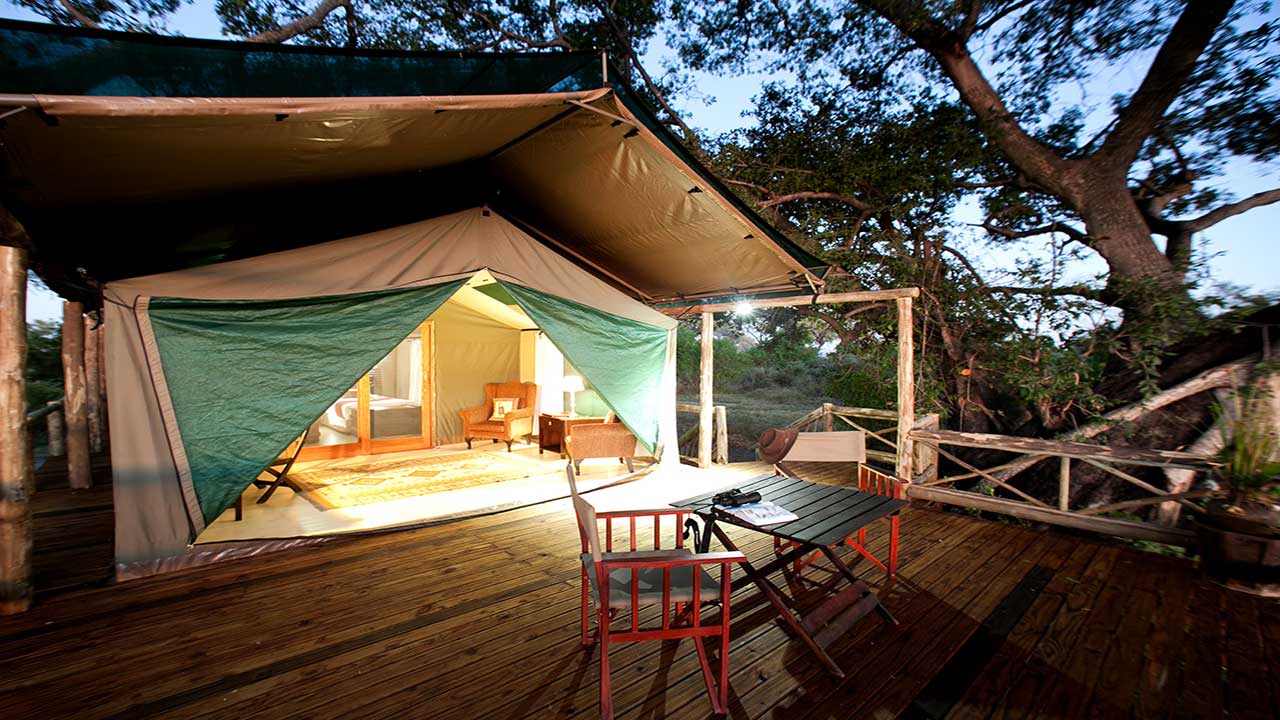 Pom-Pom-Camp-Luxury-Tent