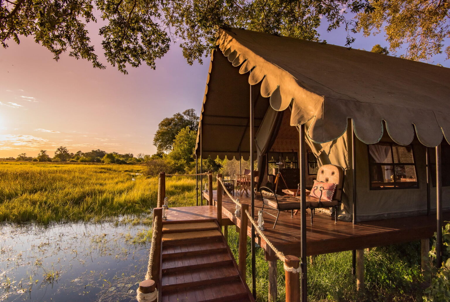Moremi & Okavango Delta Lodge Safari